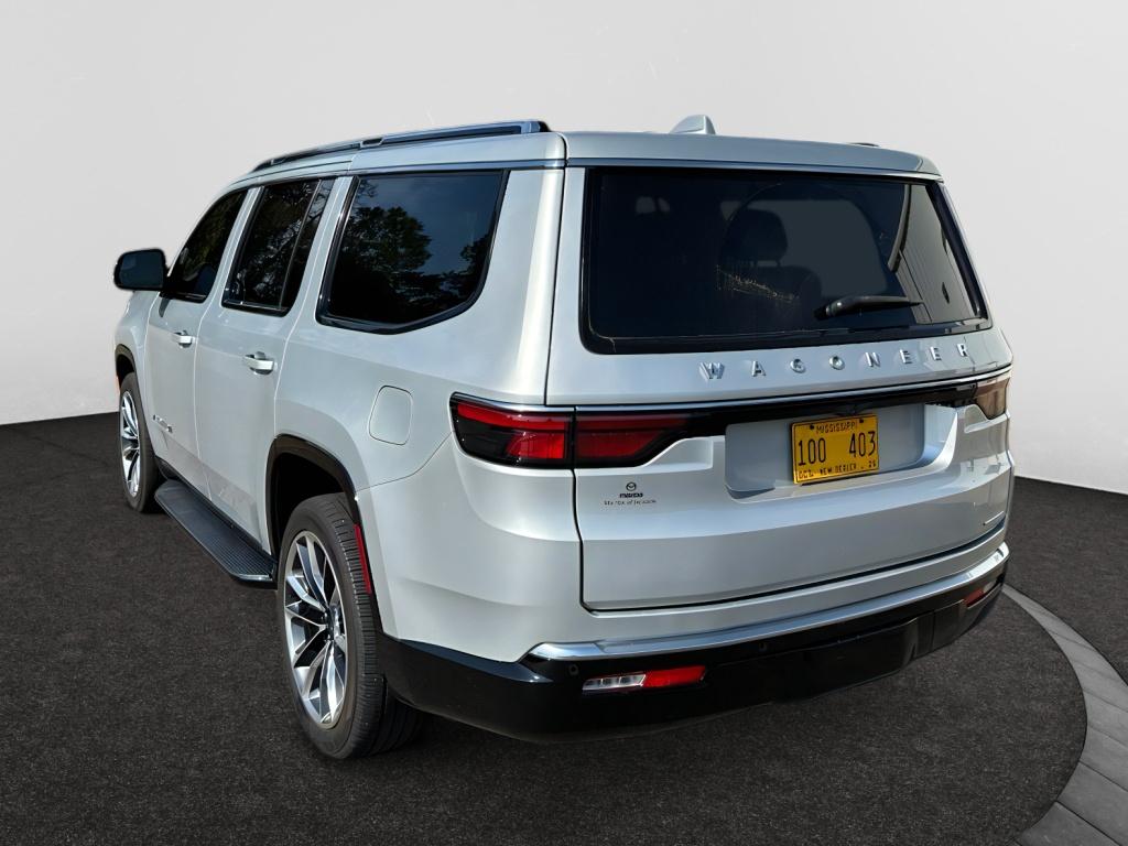 2022 Jeep Wagoneer Series II photo 2