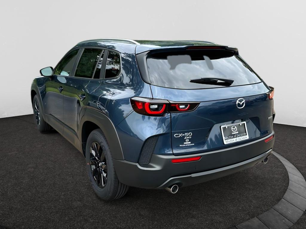 2025 Mazda CX-50 2.5 Select photo 3