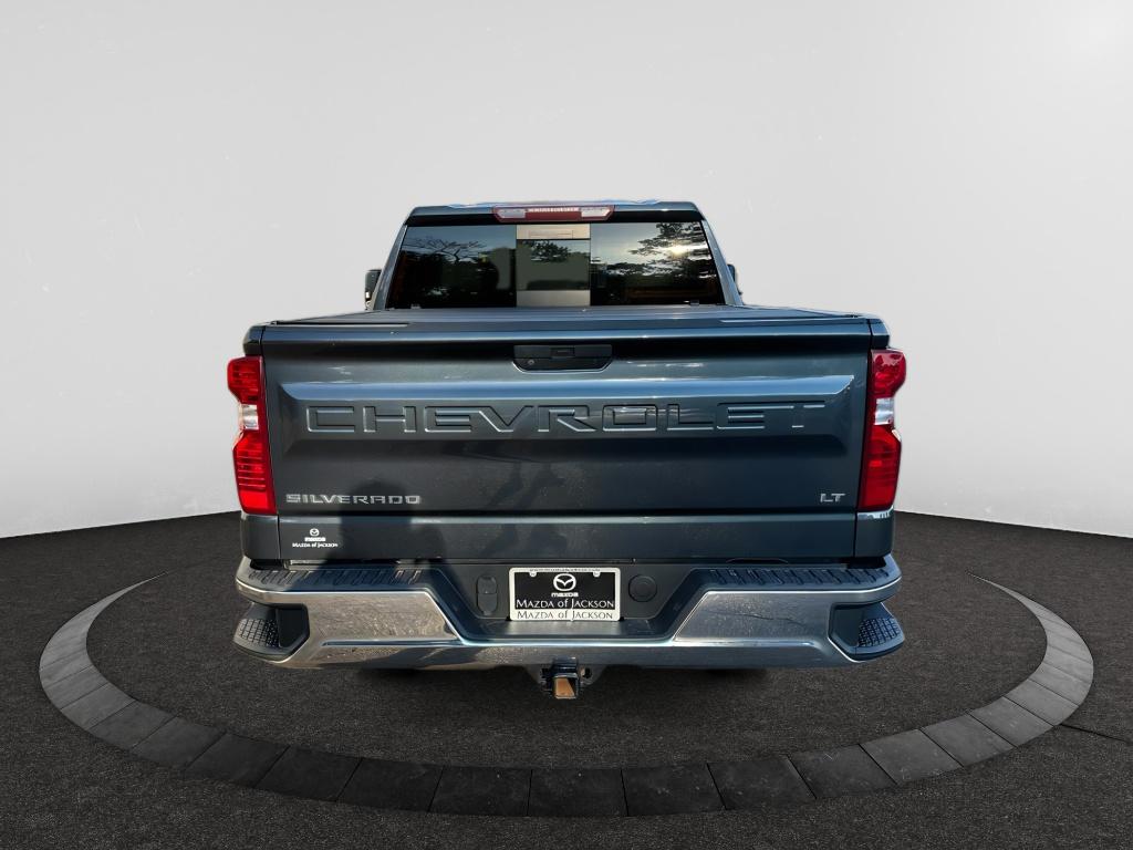2020 Chevrolet Silverado 1500 LT photo 3