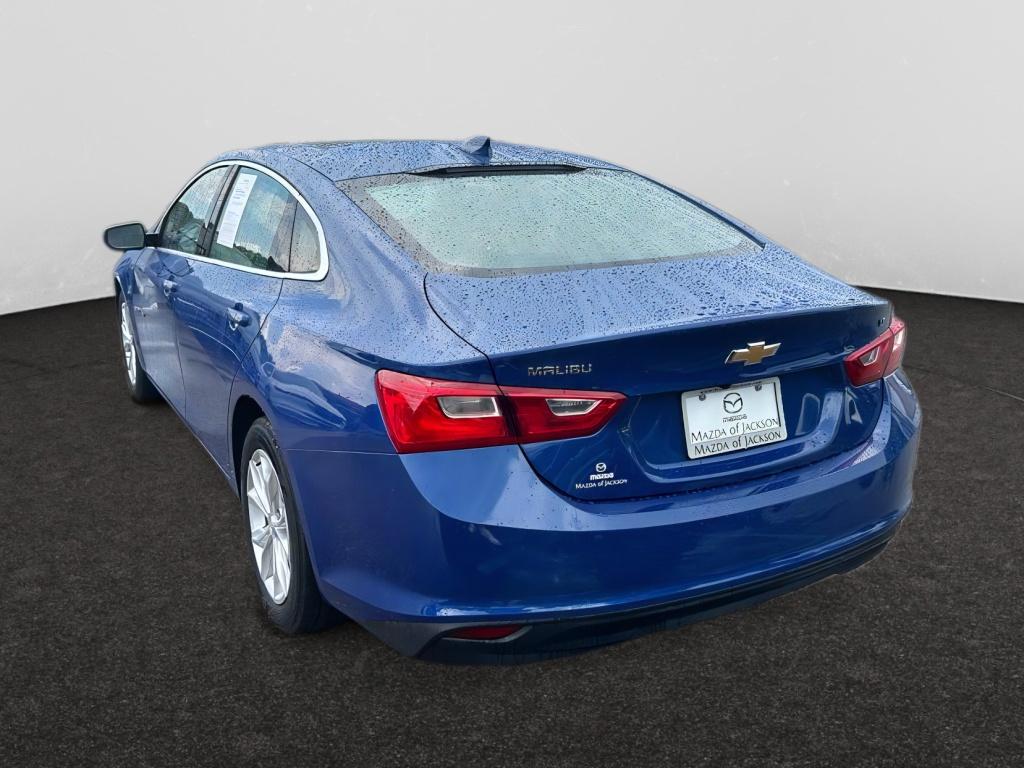 2023 Chevrolet Malibu 1LT photo 3