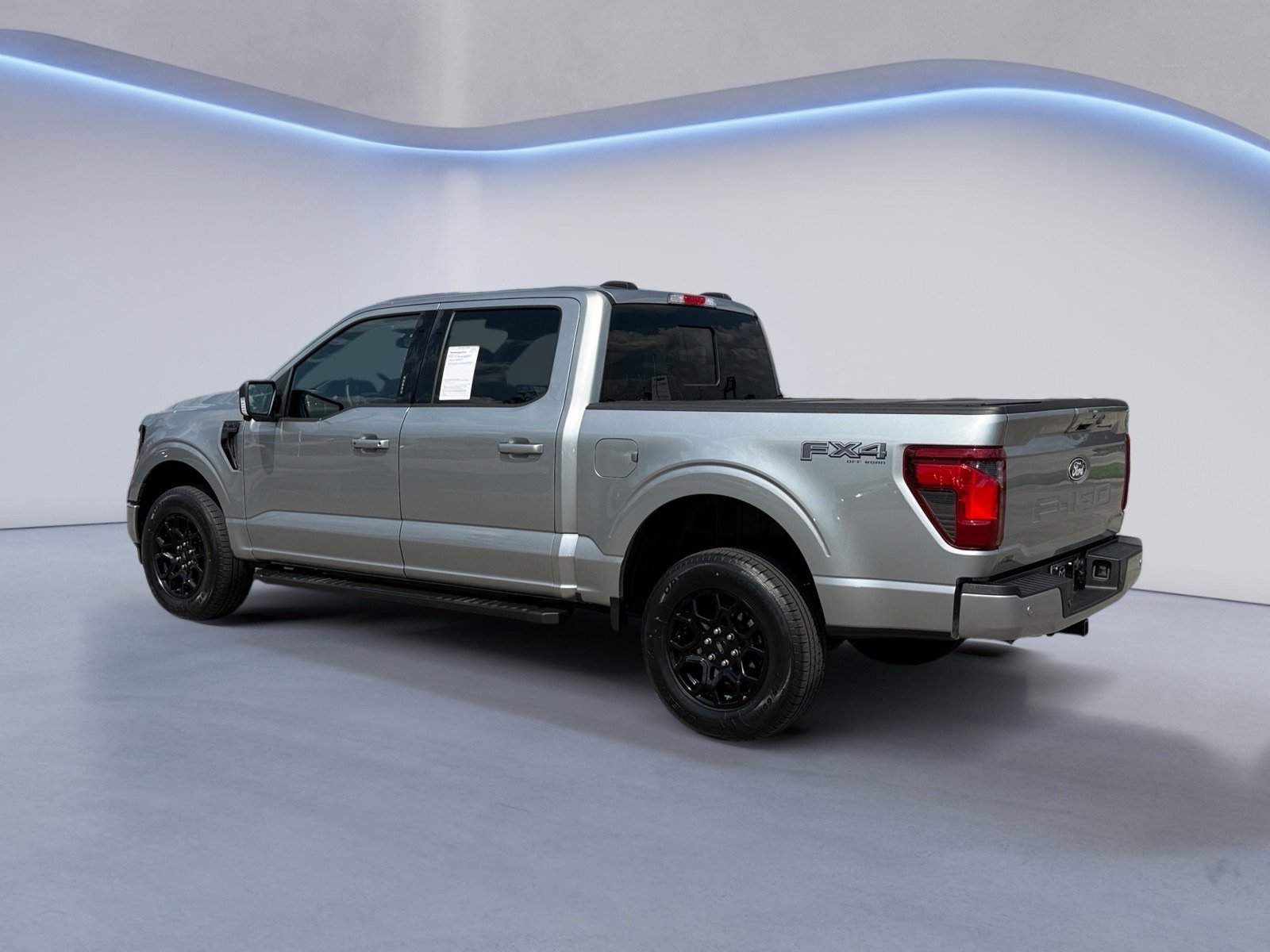 2024 Ford F-150 XLT photo 3