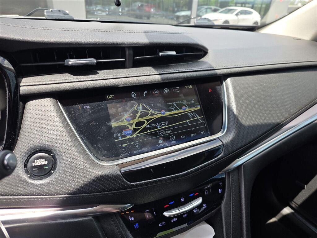Used 2018 Cadillac XT5 Premium Luxury FWD SUV