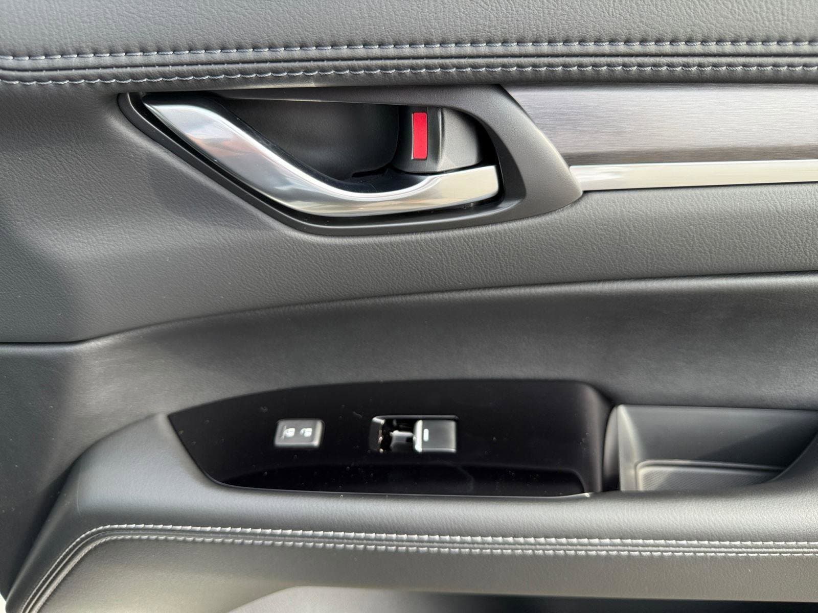 2025 Mazda CX-5 S Premium Plus package - Photo 14