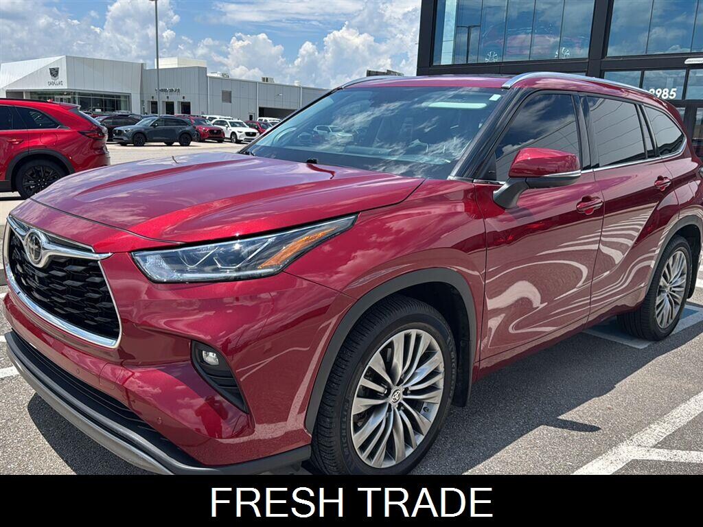 Used 2022 Toyota Highlander Platinum SUV