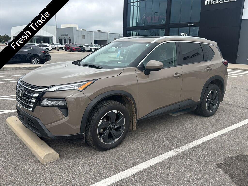 Used 2024 Nissan Rogue SV SUV