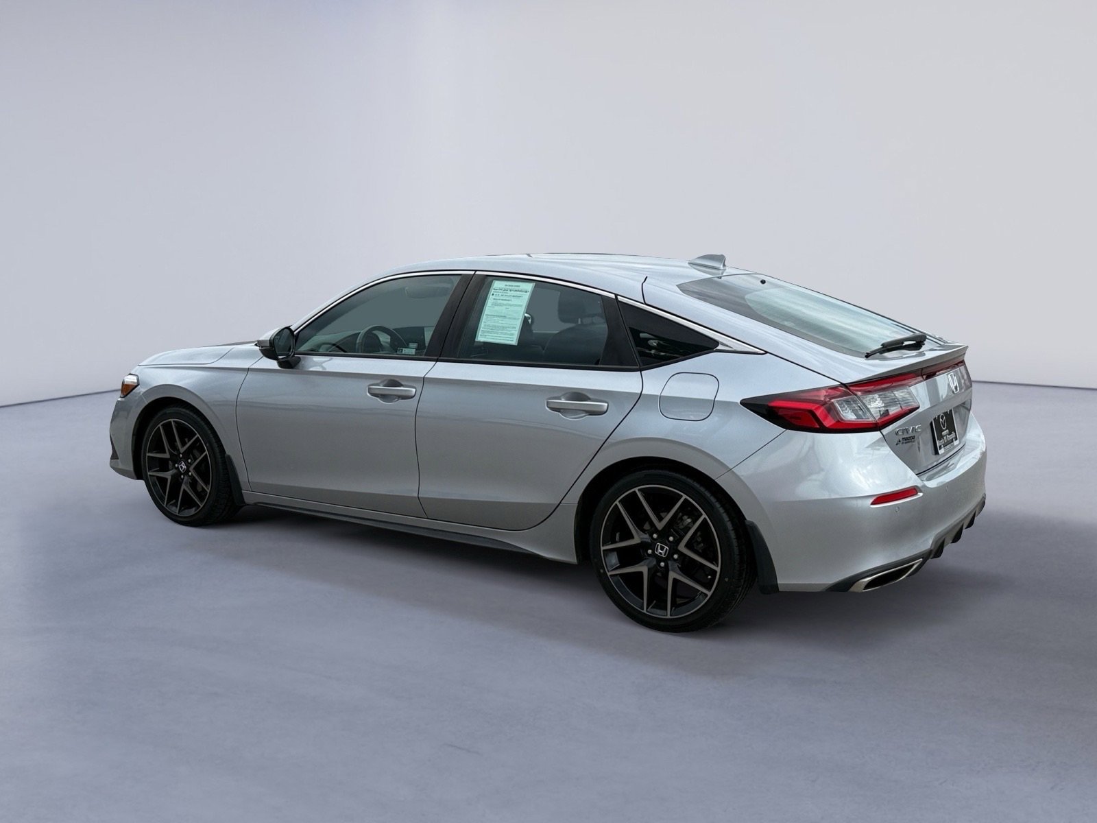 2022 Honda Civic Hatchback Sport Touring photo 3