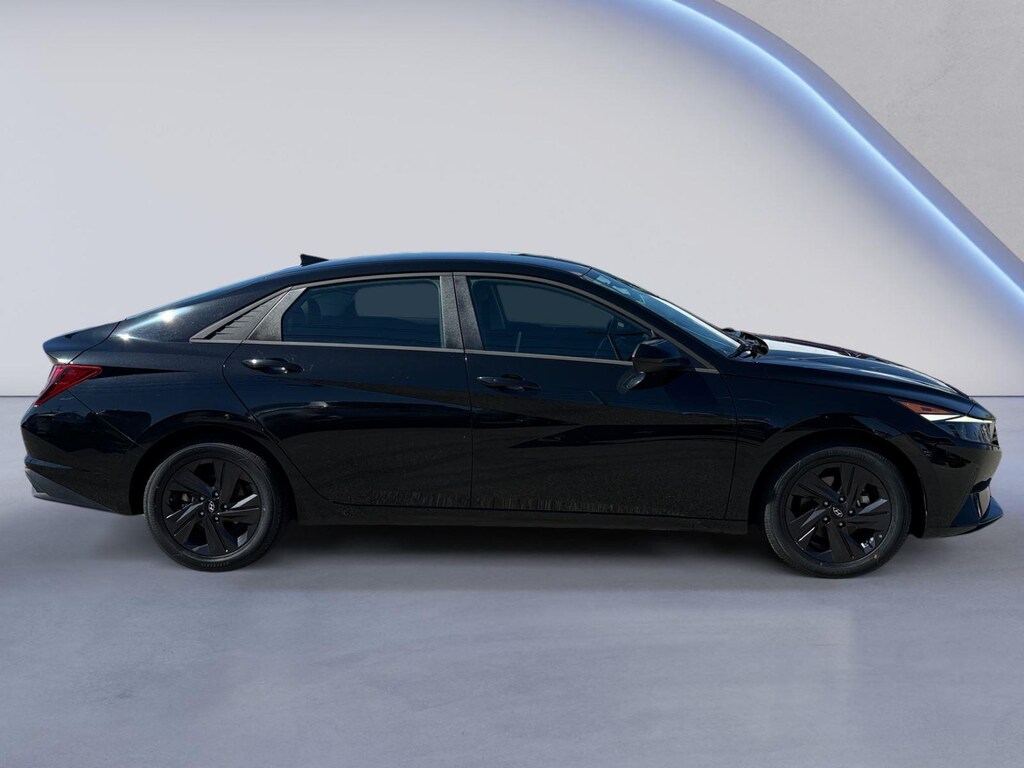 Used 2021 Hyundai Elantra SEL Sedan