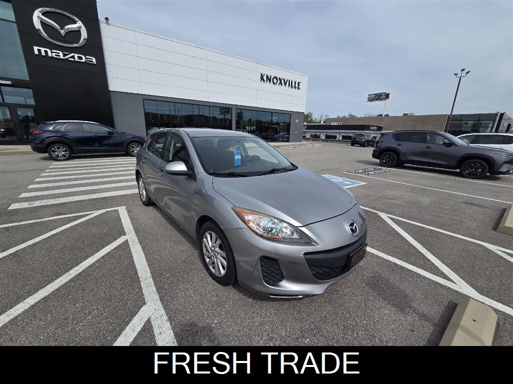  Mazda Mazda3