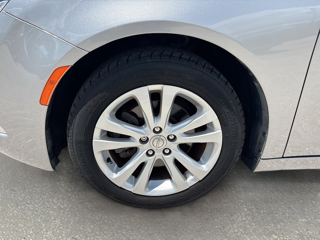 Used 2016 Chrysler 200 Limited Sedan