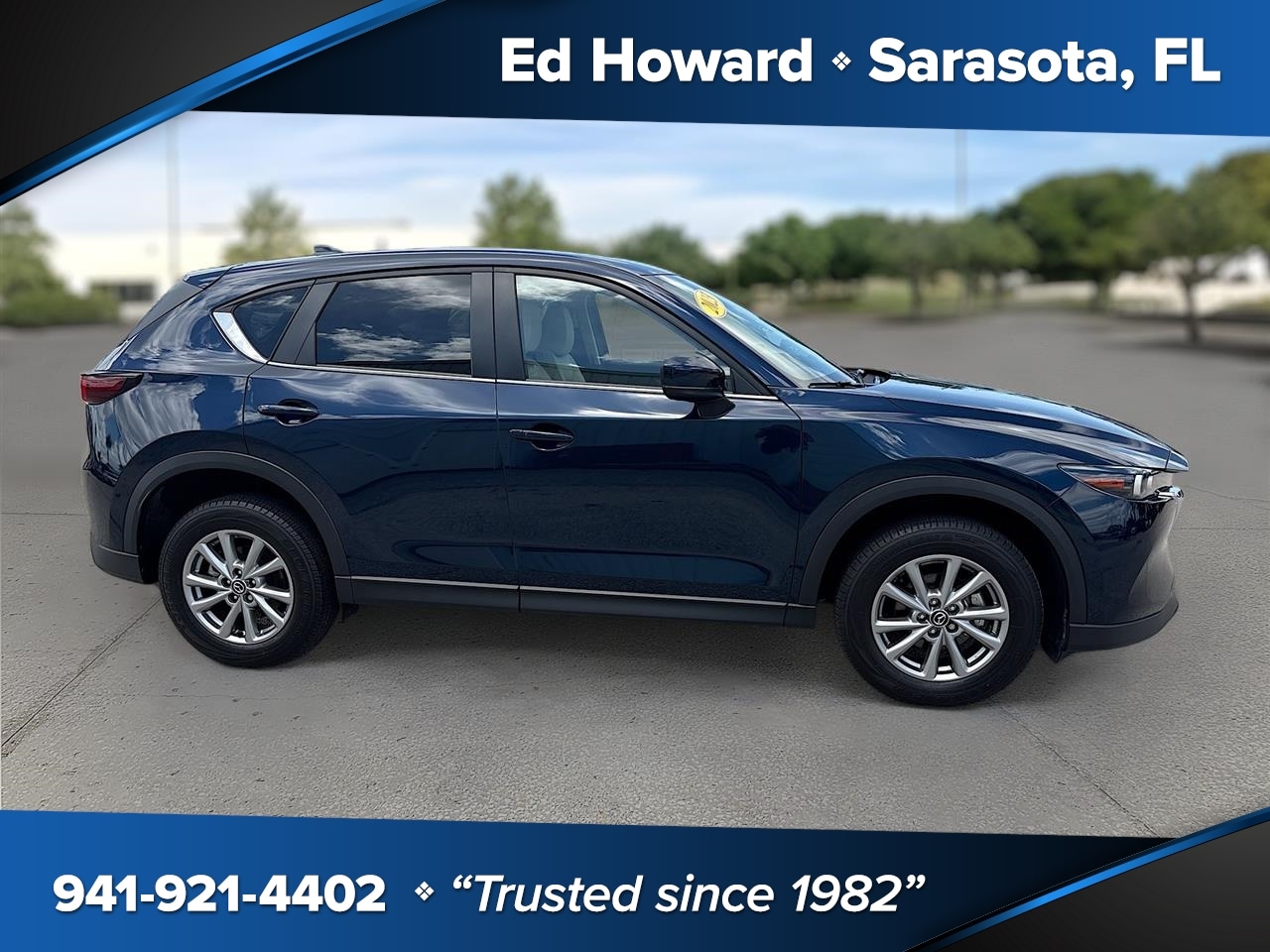 2023 Mazda CX-5 S Preferred package Auto AWD's photo