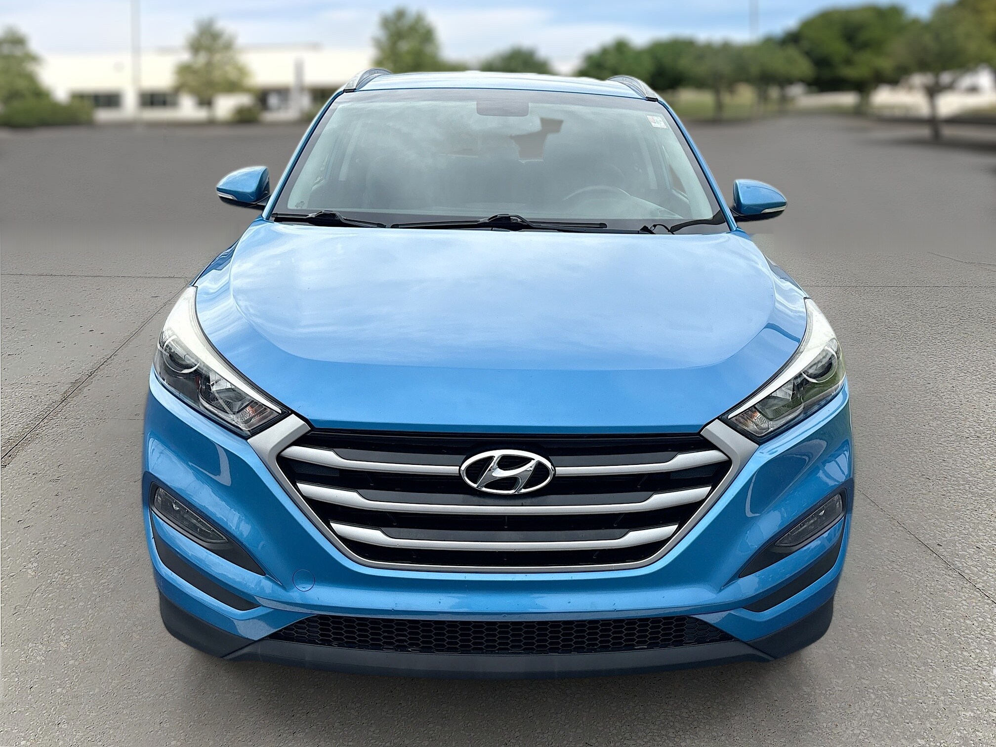 2017 Hyundai Tucson SE Plus photo 2
