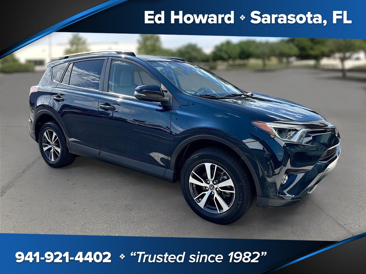 2017 Toyota RAV4 XLE's photo