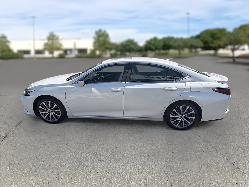 Used 2021 Lexus ES 350 Sedan