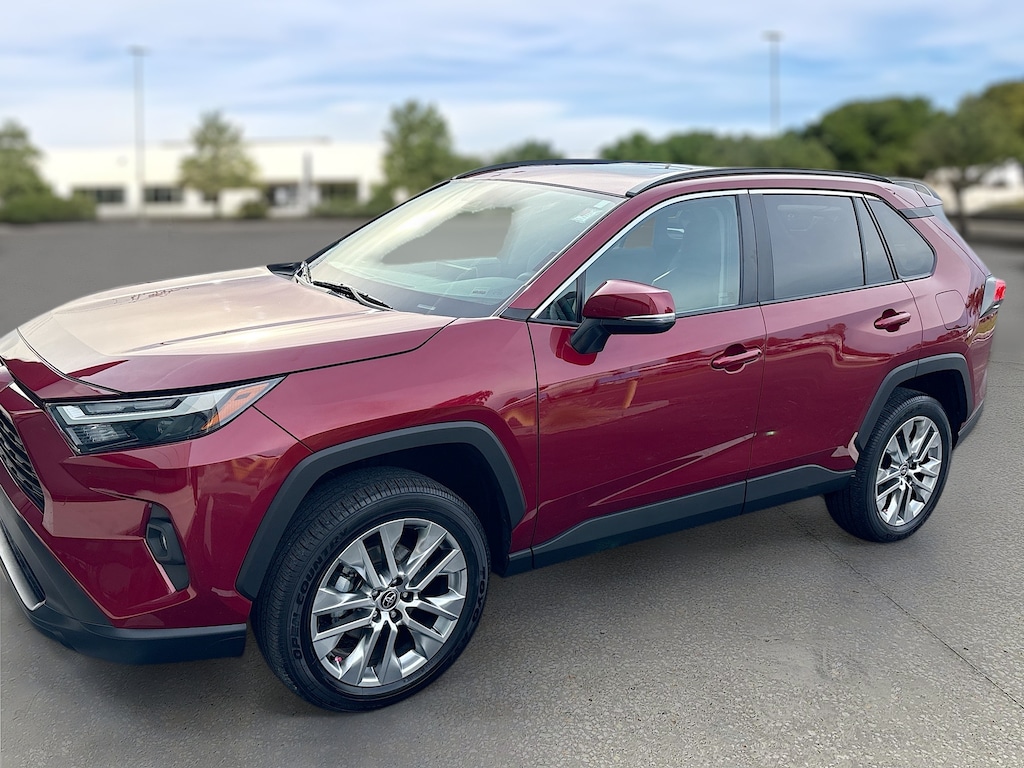 Used 2024 Toyota RAV4 XLE Premium SUV