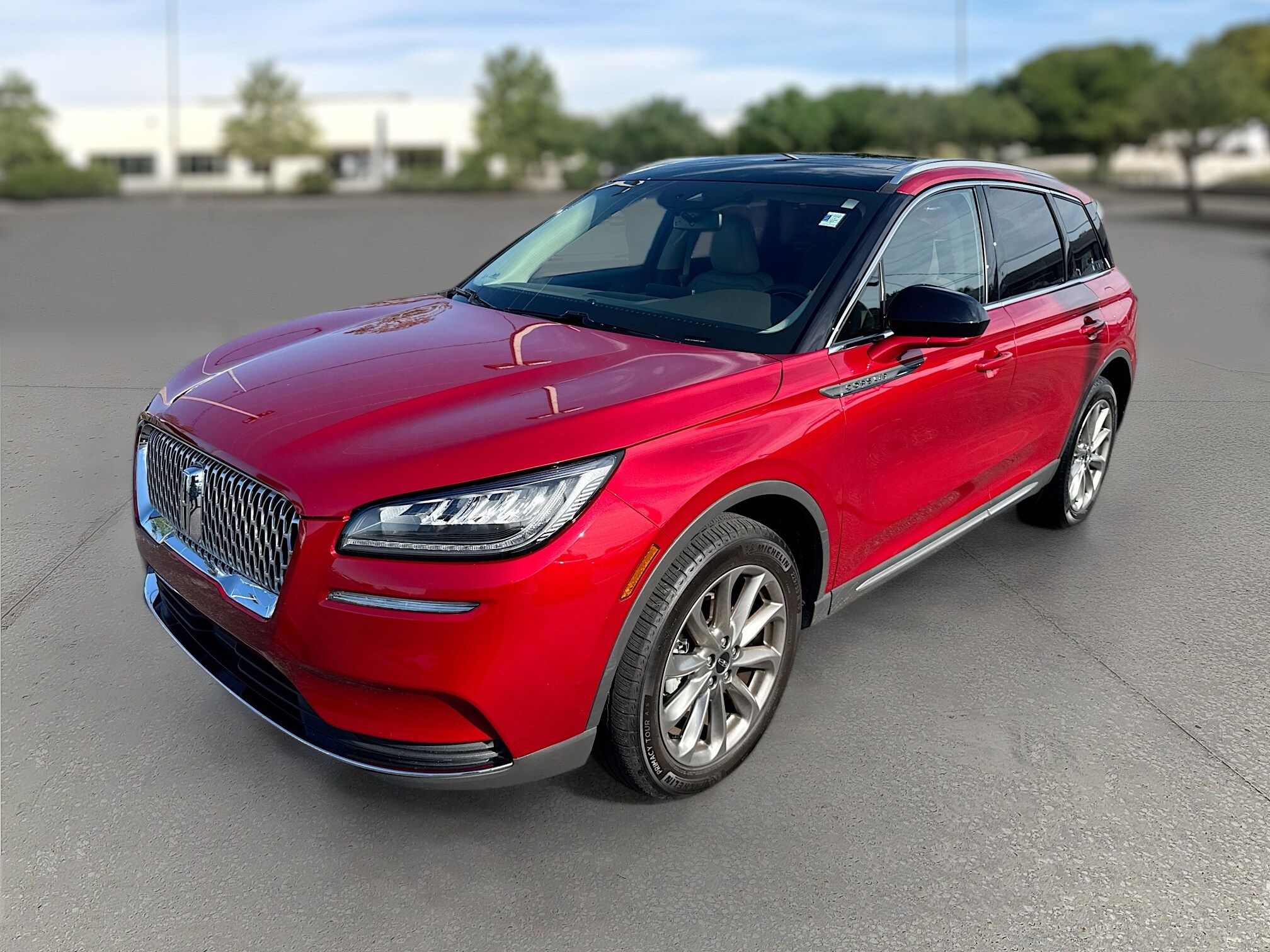 2022 Lincoln Corsair Standard photo 3