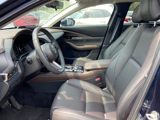 2025 Mazda CX-30 Premium - Photo 21