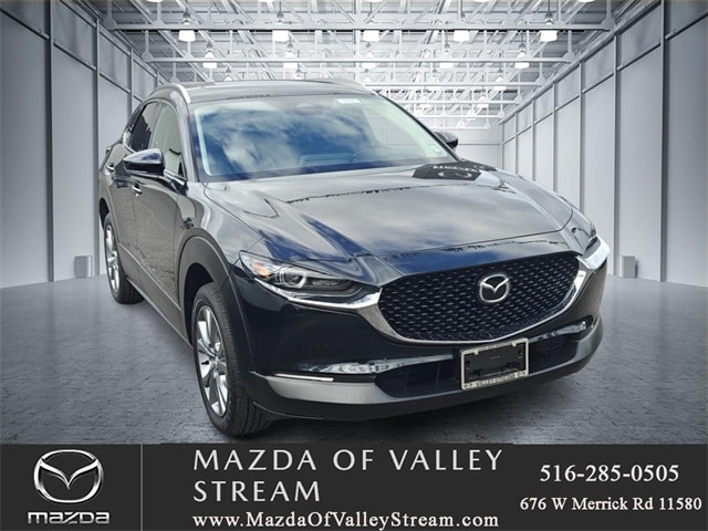 2025 Mazda CX-30 Premium's photo