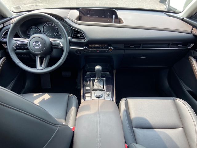 2025 Mazda CX-30 Premium - Photo 10