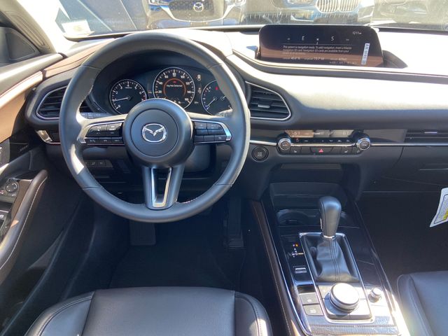 2025 Mazda CX-30 Premium - Photo 11