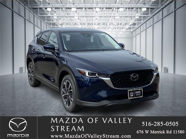 2022 Mazda CX-5 S Premium package's photo
