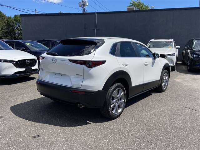 2022 Mazda CX-30 2.5 Select photo 4