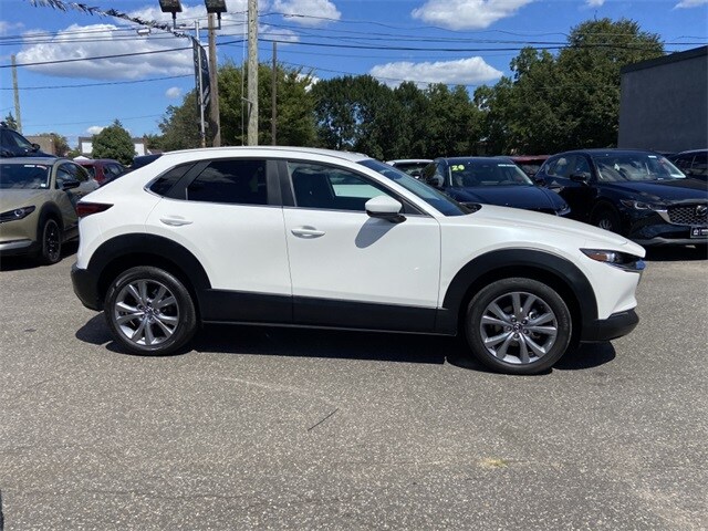 2022 Mazda CX-30 2.5 Select photo 3