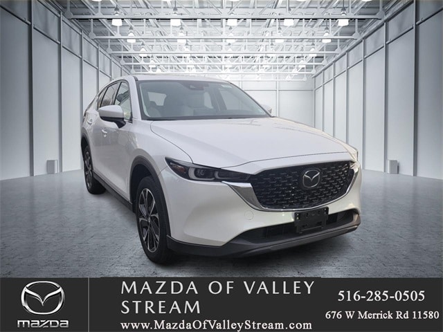 2023 Mazda CX-5 S Premium package