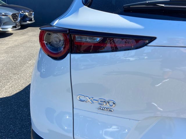 2025 Mazda CX-30 Premium - Photo 32