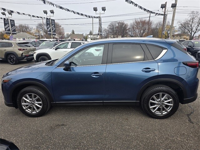 2023 Mazda CX-5 Preferred photo 4
