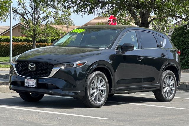 2025 Mazda CX-5 2.5 S Premium Plus Package photo 3