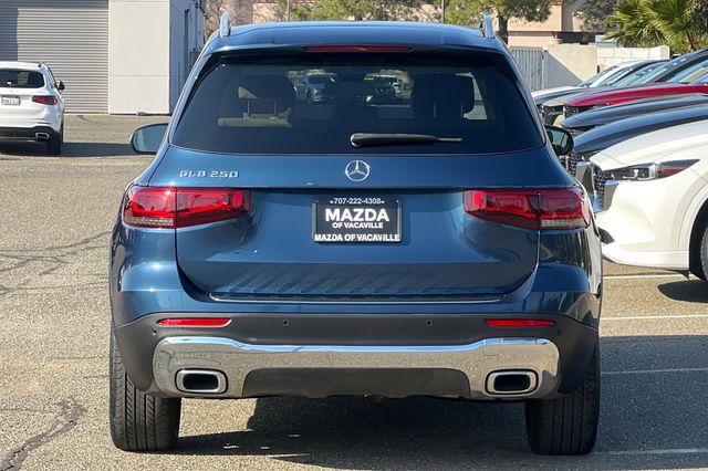 2021 Mercedes-Benz GLB GLB 250 photo 4