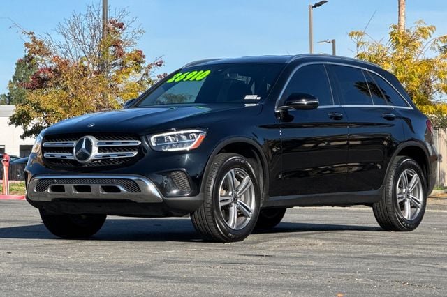 2021 Mercedes-Benz GLC GLC 300 photo 3