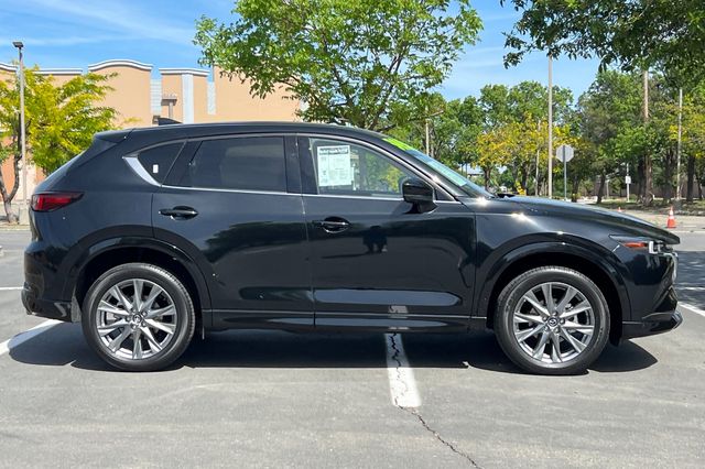 2025 Mazda CX-5 2.5 S Premium Plus Package photo 2