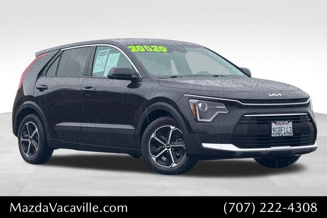 2023 Kia Niro LX