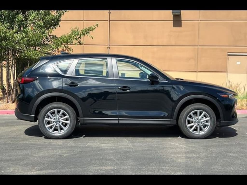 New 2025 Mazda CX-5 2.5 S Sport Utility