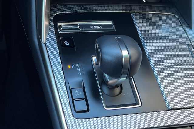 2025 Mazda CX-90 Phev Premium photo 2