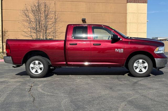 2024 Ram 1500 Classic SLT photo 2
