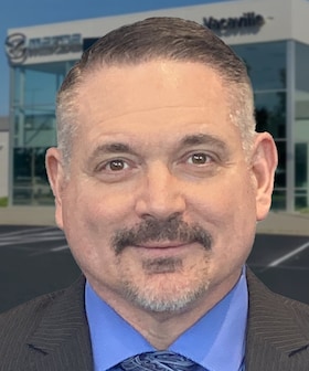 Staff member Robert Minatra from 53962335156f