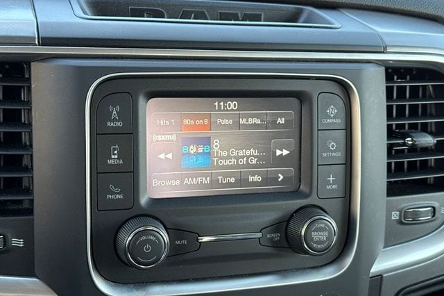 2024 RAM Ram 1500 Classic SLT - Photo 31