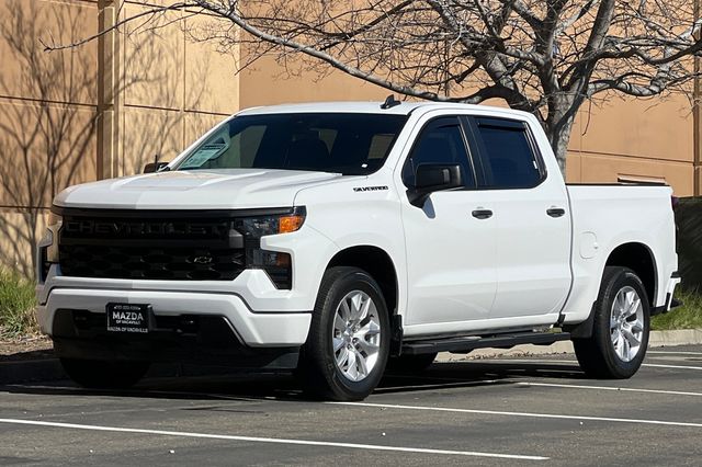 2024 Chevrolet Silverado 1500 Custom photo 3