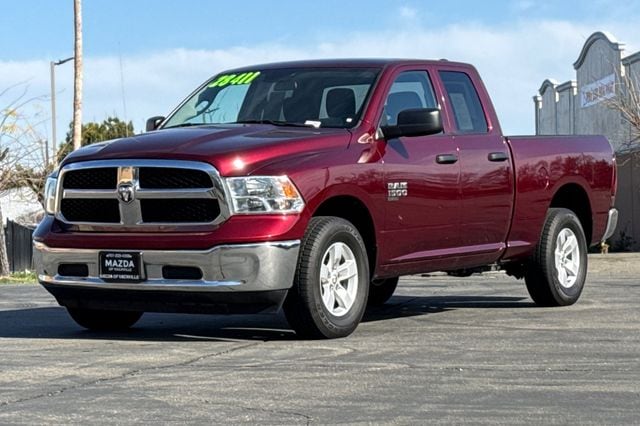 2024 Ram 1500 Classic SLT photo 3