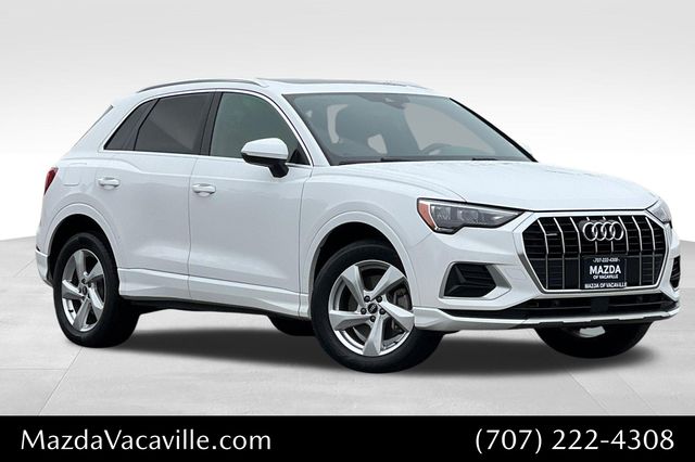 2021 Audi Q3 Premium's photo