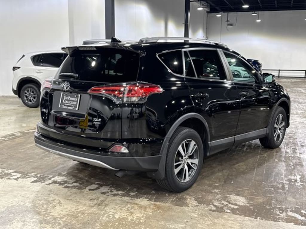 Used 2018 Toyota RAV4 XLE SUV