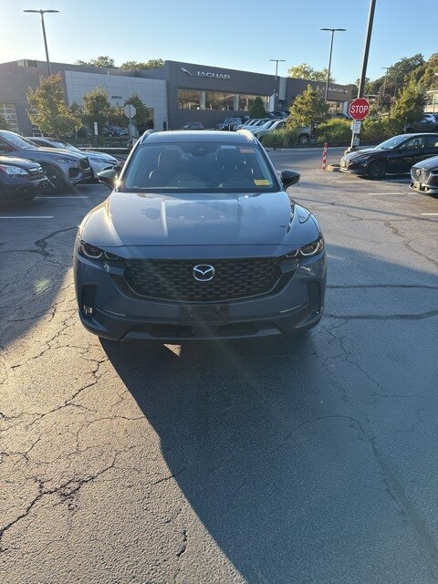 2023 Mazda CX-50 2.5 Preferred Plus photo 2