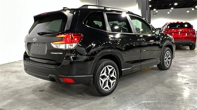 Used 2021 Subaru Forester Premium with VIN JF2SKAJC5MH456215 for sale in Elmsford, NY