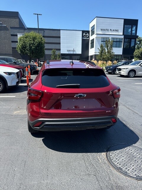 2025 Chevrolet Trax photo 3
