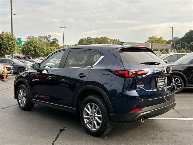 2022 Mazda CX-5 2.5 Select photo 4