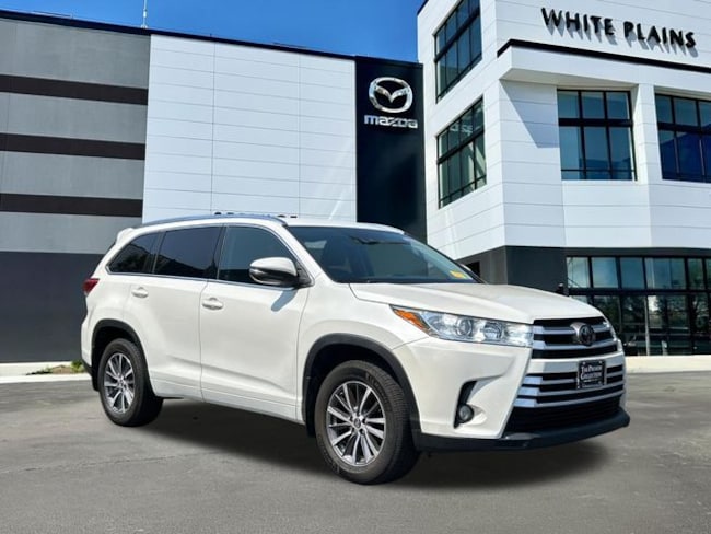 2017 Toyota Highlander XLE SUV