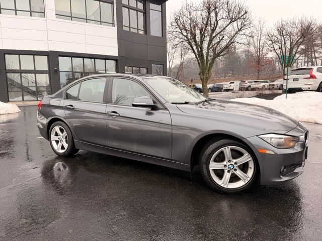 Used 2014 BMW 3 Series 320i with VIN WBA3C3C54EF986227 for sale in Elmsford, NY