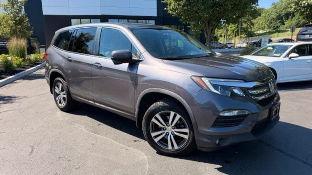 Used 2018 Honda Pilot EX SUV